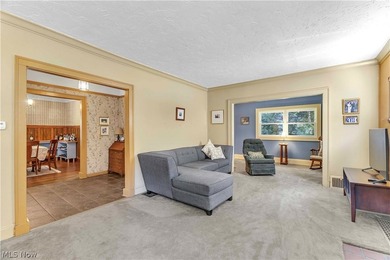 Welcome home to this charming 4-bedroom, 2 full bath Colonial - photo 8