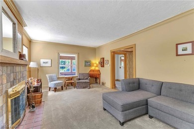 Welcome home to this charming 4-bedroom, 2 full bath Colonial - photo 9