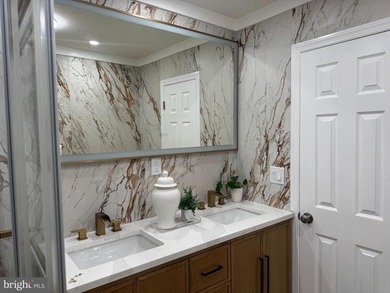 Move right into this beautifully updated 2-bedroom, 1.5-bath - photo 10
