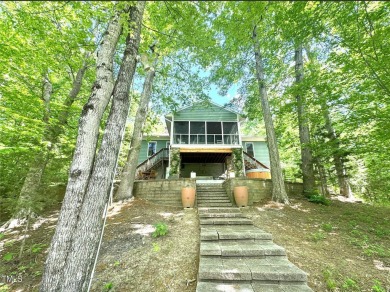 The charming and peaceful home you have been waiting for on Hyco - Lake Home For Sale in Leasburg, North Carolina