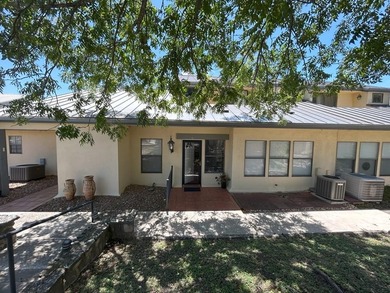 Camp Meeting Creek Lake Townhome/Townhouse For Sale in Kerrville Texas