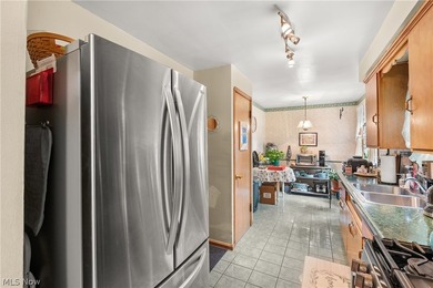Charming Cape Cod home in the heart of Bay Village will impress - photo 13