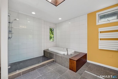 A remarkable blend of architecture, nature, and modern comfort - photo 25