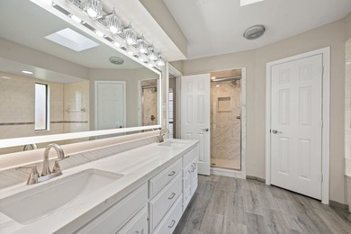 Welcome home to this beautiful 4 bedroom, 3 bathroom 1 story - photo 26