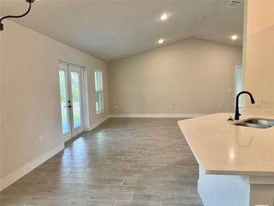 Spacious 2,010 sq. ft. of heated living space, this residence - photo 8