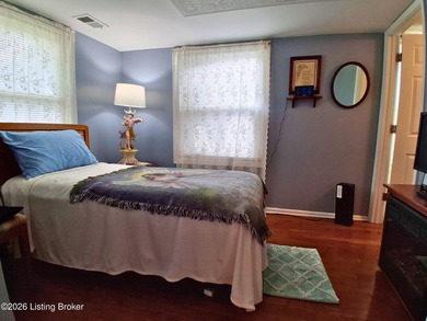 **ACCEPTED CONTINGENT CONTRACT W/48 HR FIRST RIGHT OF REFUSAL IN - photo 8
