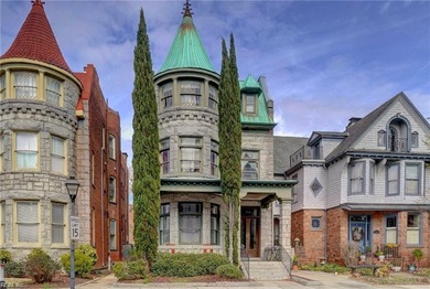 Elizabeth River Condo For Sale in Norfolk Virginia