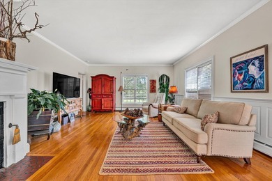 Welcome to Cedar Hall Farm! This 1918 beauty has been restored - photo 9