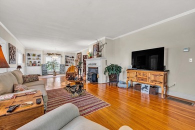 Welcome to Cedar Hall Farm! This 1918 beauty has been restored - photo 10