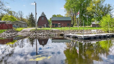 Charming Lake Puckaway home w/private boat launch & MANY recent - photo 13
