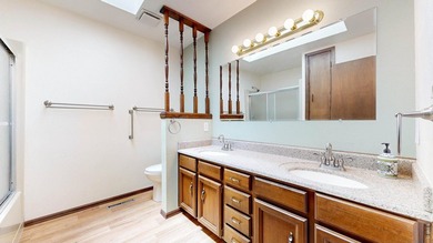 Beautiful Ranch Home on 4.86 Acres. Offering comfort - photo 18