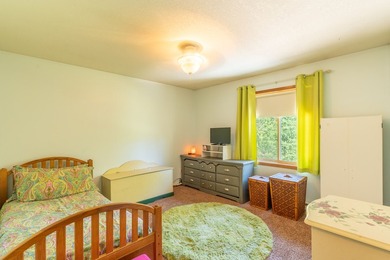 Welcome to 130 Alpine Drive in beautiful Bigfork, where - photo 18