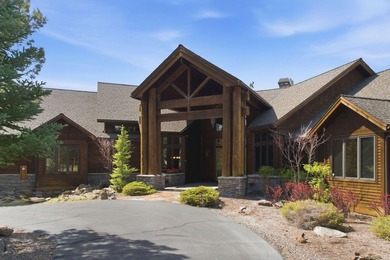 Located on the golf course, with mountain views, this NW lodge - photo 2