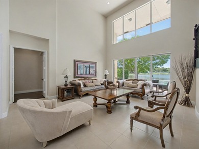 This stunning 5-bedroom, 4-bathroom residence offers the perfect - photo 6