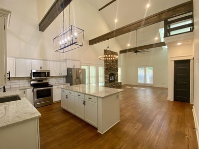 Come home and enjoy the beauty and serenity this beautiful home - photo 12