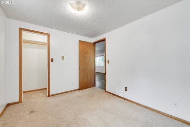 Nestled on nearly 3 acres, this welcoming ranch home has 3 - photo 12