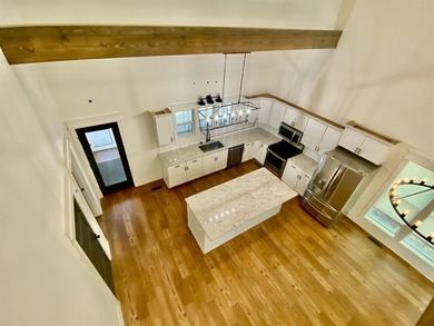 Come home and enjoy the beauty and serenity this beautiful home - photo 14