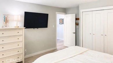 THIS ONE HAS IT ALL ! This beautifully upgraded, turnkey 1- - photo 17