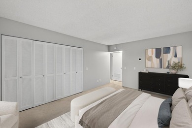 Take in sweeping 9th-floor views and a comfortable, easy-living - photo 20