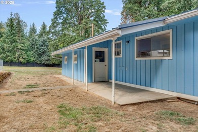 Nestled on nearly 3 acres, this welcoming ranch home has 3 - photo 25