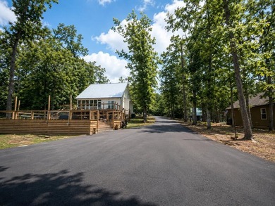 Come home and enjoy the beauty and serenity this beautiful home - photo 29