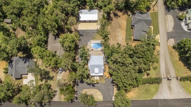 Come home and enjoy the beauty and serenity this beautiful home - photo 35