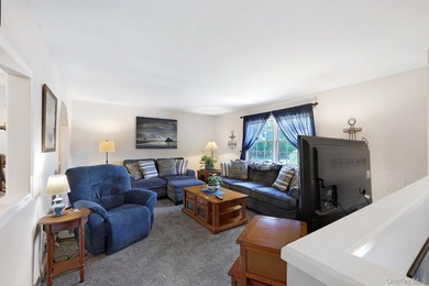 Tucked into one of Middletown's most well-kept and welcoming - photo 5