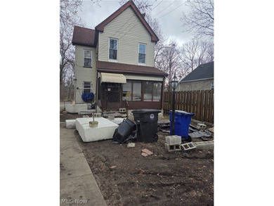 This 3-bedroom, 1.5-bathroom home is a great opportunity for an - photo 3