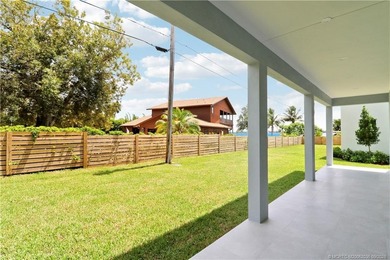 We are proud to present another exceptional new build on Orange - photo 58