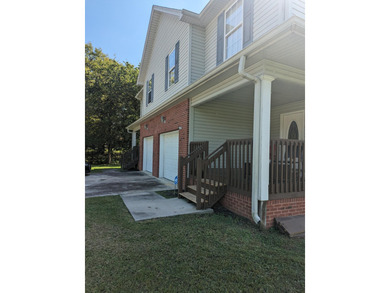Chickamauga Lake Townhome/Townhouse For Sale in Hixson Tennessee
