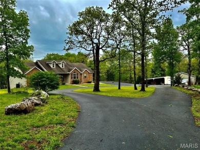 Lake Home For Sale in Lebanon, Missouri