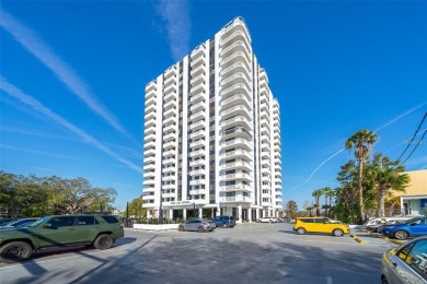 Lake Condo For Sale in Orlando, Florida