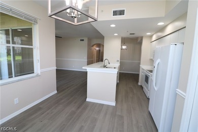 Welcome to Heritage Cove, one of Fort Myers' premier 55+ gated - photo 10