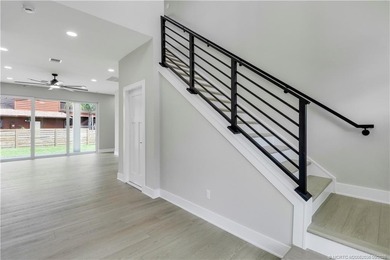 We are proud to present an extraordinary new build on Orange - photo 17