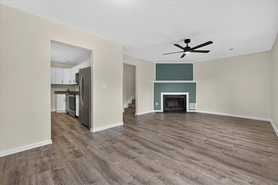 Welcome home to 4354 Great Oak Drive, a beautifully refreshed - photo 4