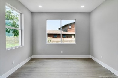 We are proud to present an extraordinary new build on Orange - photo 27