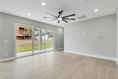 We are proud to present an extraordinary new build on Orange - photo 31