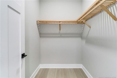 We are proud to present an extraordinary new build on Orange - photo 43