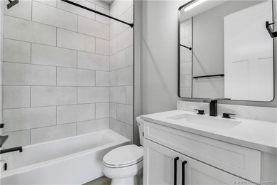 We are proud to present an extraordinary new build on Orange - photo 51