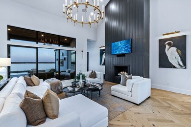 This custom-designed architectural showpiece offers 4,100 sq ft - photo 8