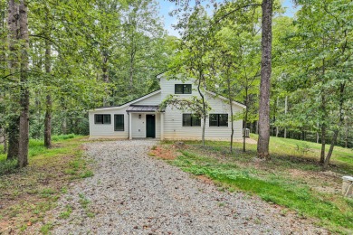 Smith Mountain Lake Home For Sale in Hardy Virginia