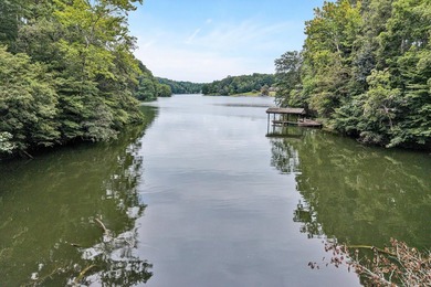 Recently completed lake cottage with lots of charm, screened in - photo 2