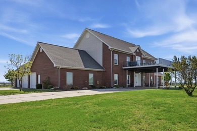Beyond a private gated entrance, discover an elegant - photo 4