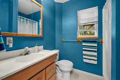 Discover Lakefront Livinq: Remodeled 3BR/3BA Home with Boat Slip - photo 21