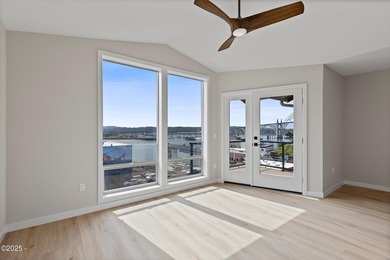 New construction in the bayfront area of Newport which now - photo 30