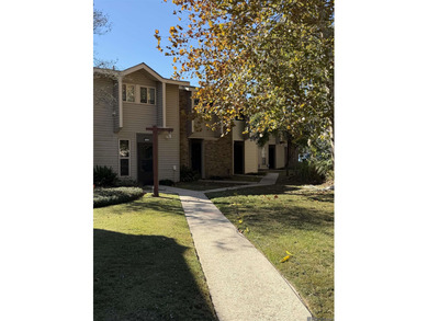 Lake Pontchartrain Condo Sale Pending in Mandeville Louisiana