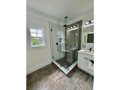 $10,000 in buyer's closing costs and prepaid and/or rate buy - photo 4