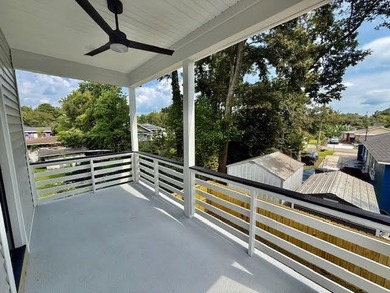 $10,000 in buyer's closing costs and prepaid and/or rate buy - photo 5
