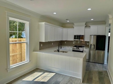 $10,000 in buyer's closing costs and prepaid and/or rate buy - photo 9