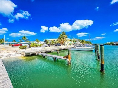Wake up to waterfront balcony views, spend your days on the - photo 2
